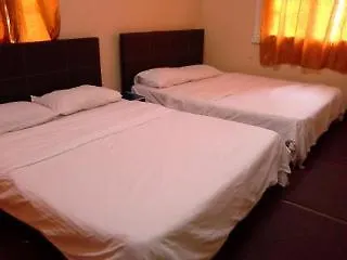 Baan Talay Homestay By The Beach George Town